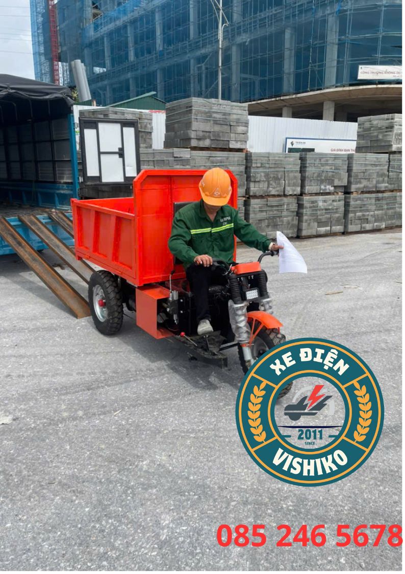 Quy Trình Bàn Giao Xe Điện 3 Bánh VHT3 Có Ben Thủy Lực