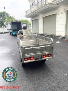 Xe được làm bằng inox